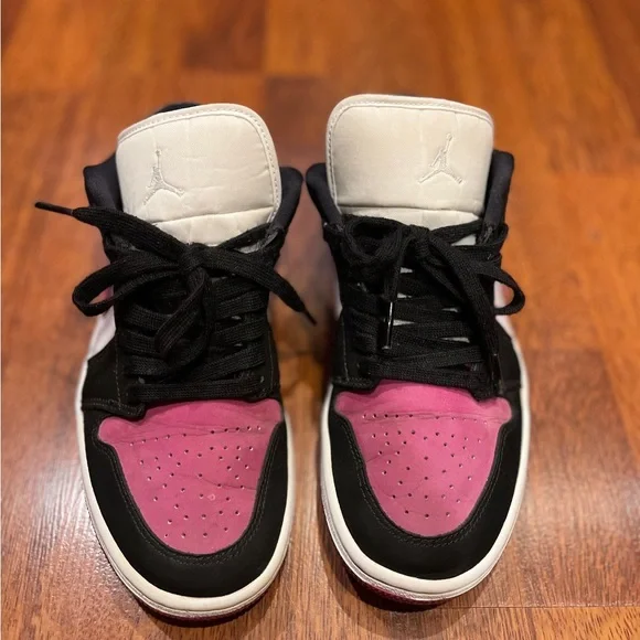 Jordan 1 Low Black Cactus Flower (Women’s) - Picture 9 of 11